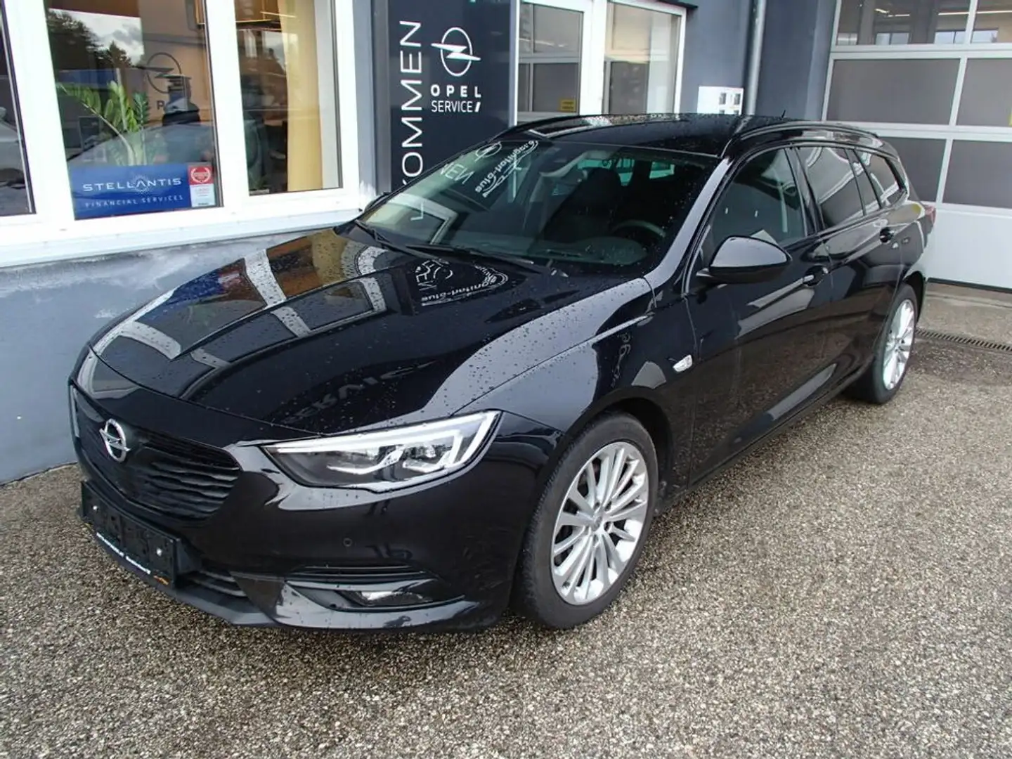 Opel Insignia ST INNOVATION Schwarz - 2