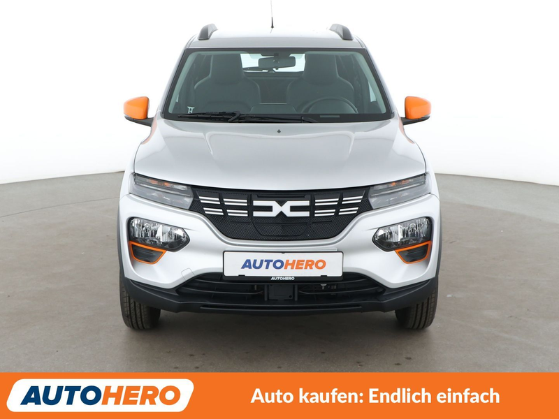 Dacia Spring electric drive 33 kW Essential Aut.*NAVI*KLIMA* — photo 9