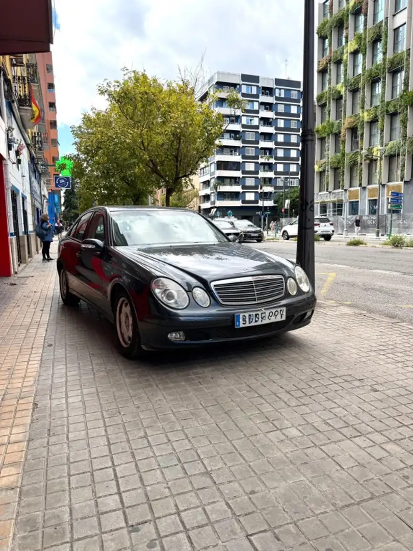 Mercedes-Benz E 220 CDI Azul - 2
