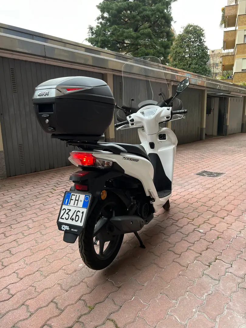 Honda Vision 110 Blanco - 2