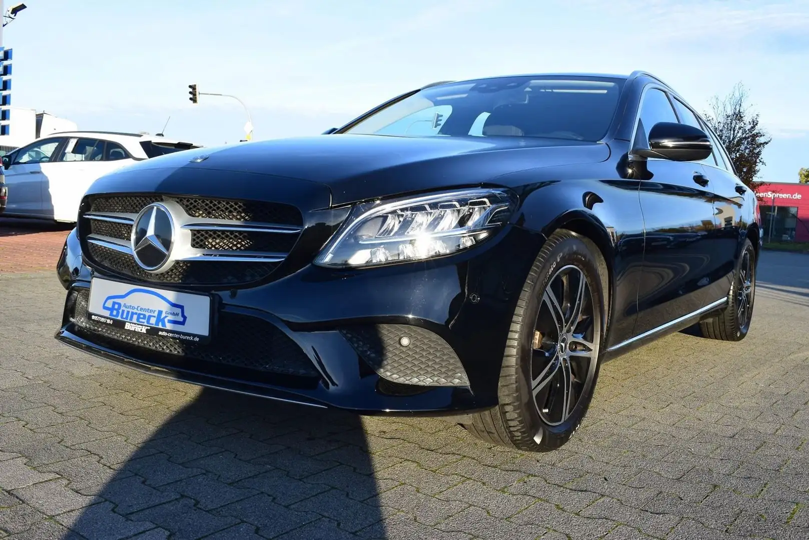 Mercedes-Benz C 220 d T Avantgarde/Standheizung/Kamera/LED Schwarz - 2