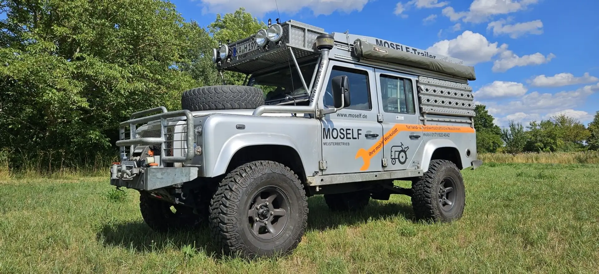 Land Rover Defender Defender 110 Station Wagon SE - 2