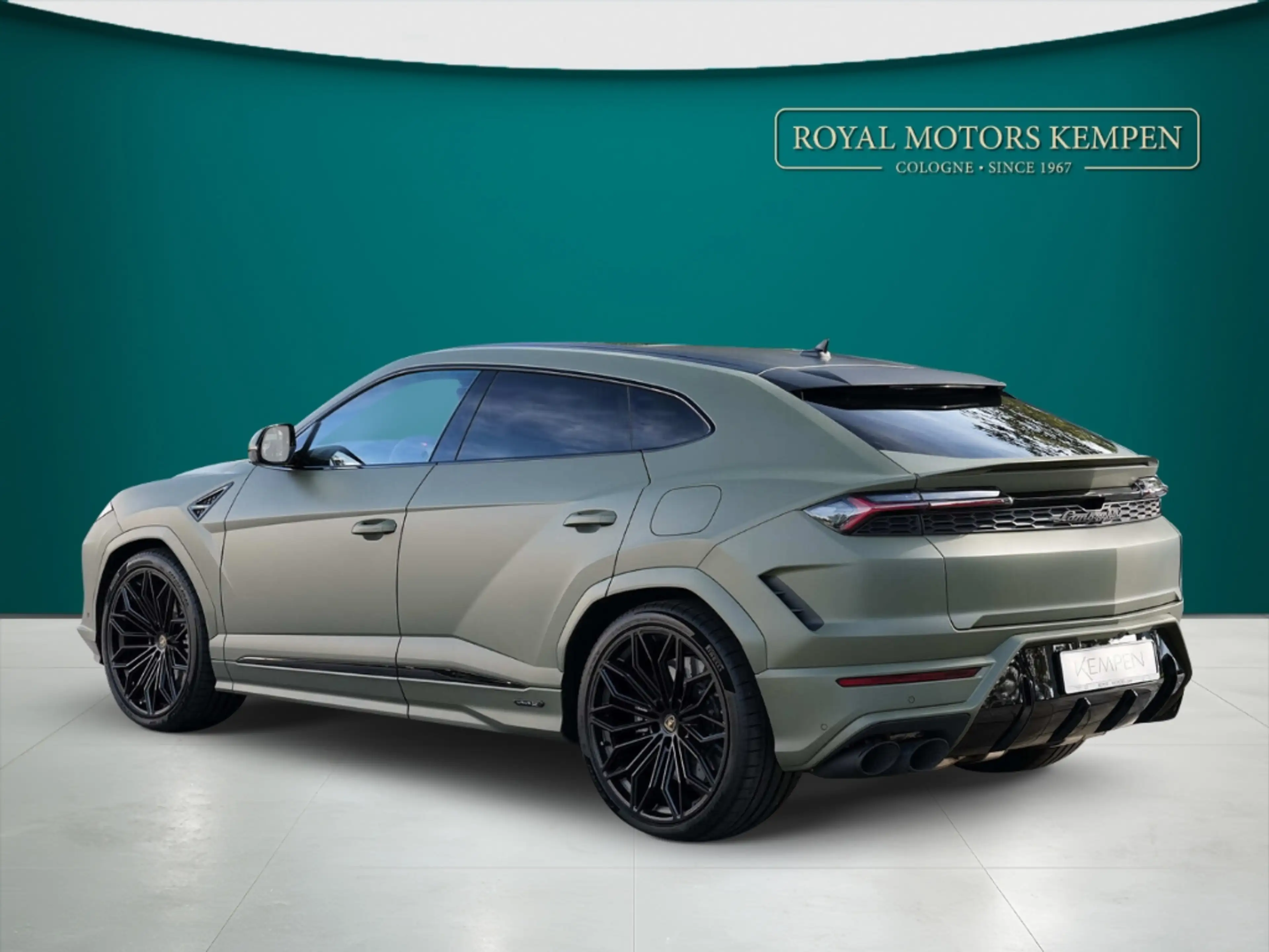 Lamborghini Urus SE Style Matt B&O Pano Carbon Massage Anima — photo 6