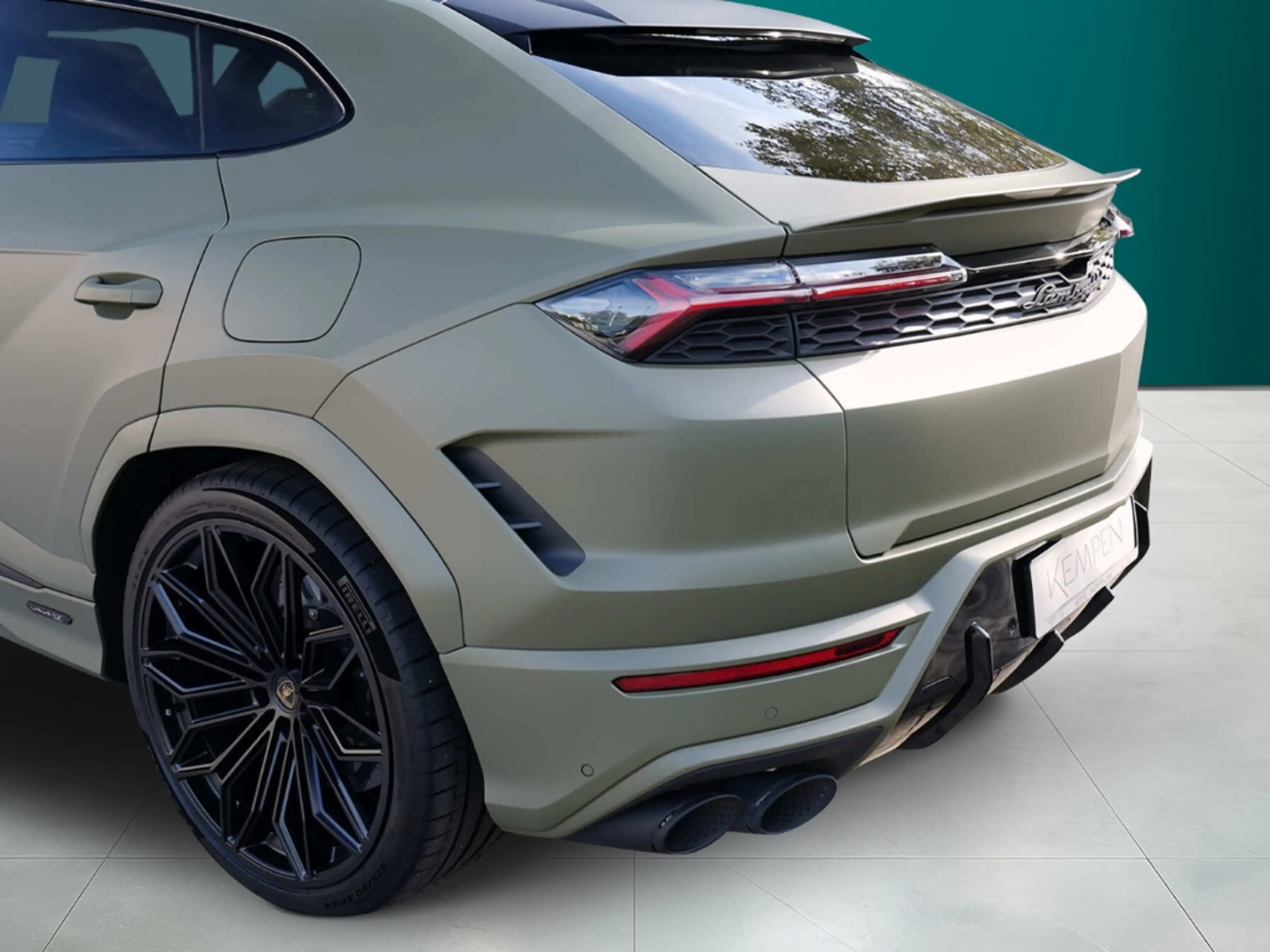 Lamborghini Urus SE Style Matt B&O Pano Carbon Massage Anima — photo 13