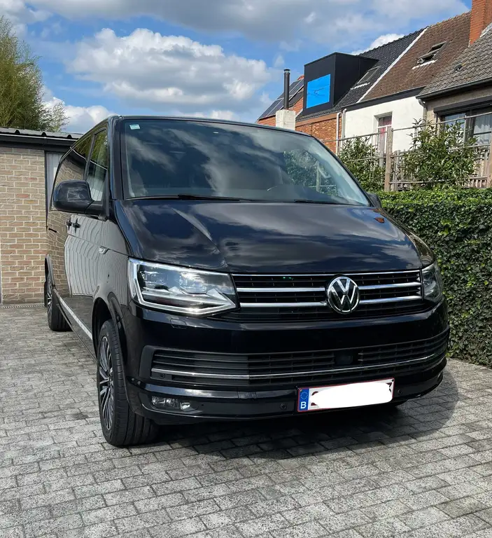 Volkswagen T6 Caravelle 2018 из Европы — купить под ключ