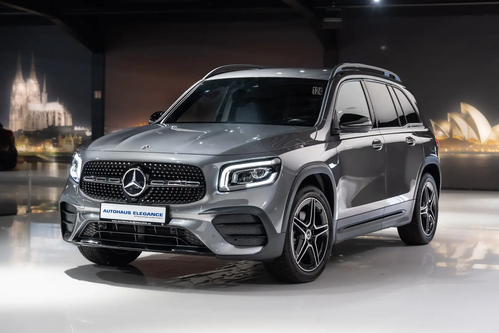 Mercedes-Benz GLB 200 *AMG-LINE*NIGHT*HIGH-LED*DCT*BUSINESS* Grijs - 1