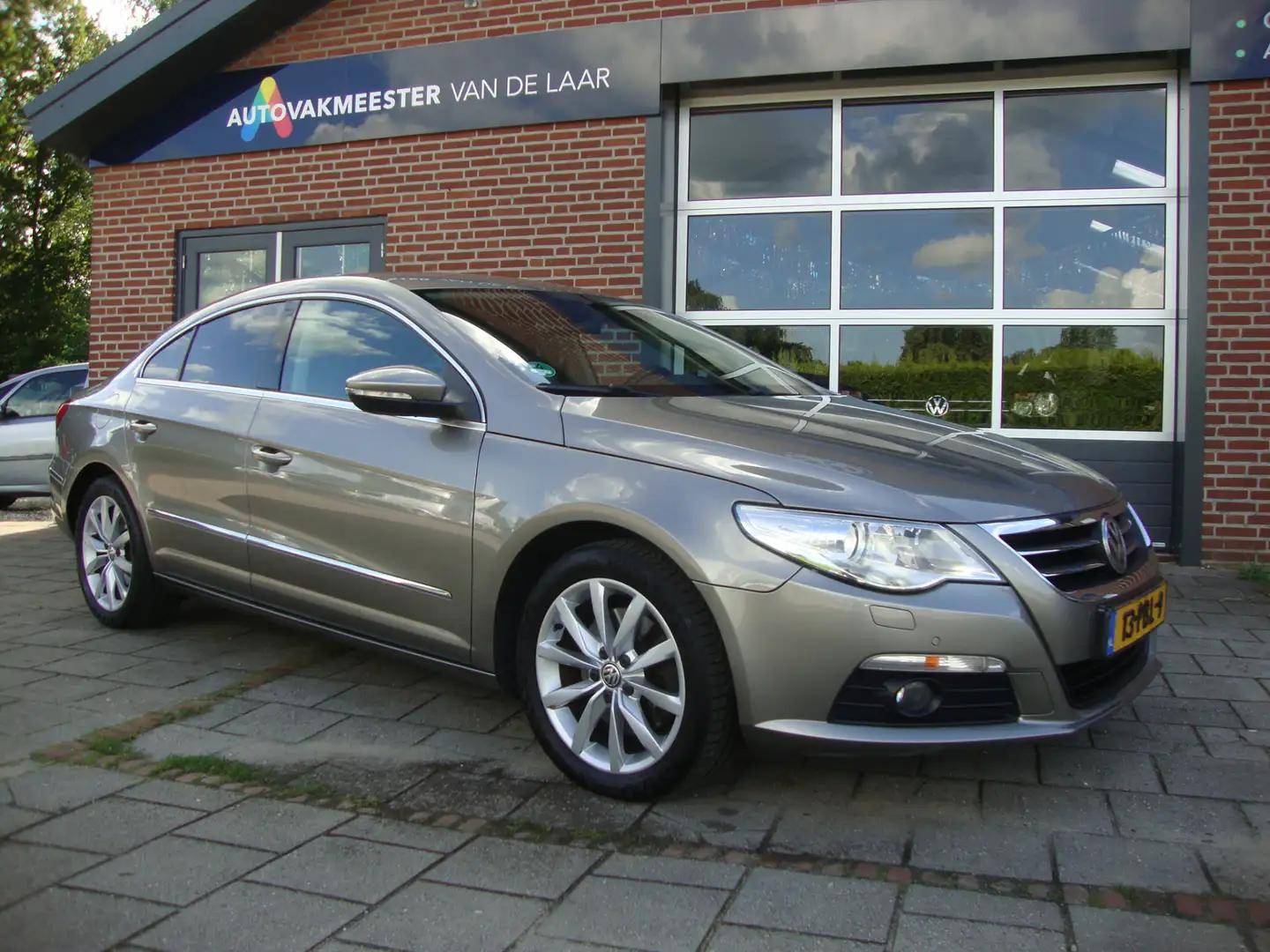Volkswagen Passat CC 1.8 TSI 4p. 160pk (BIJ 140000km Nieuwe MOTOR gemon Brun - 2