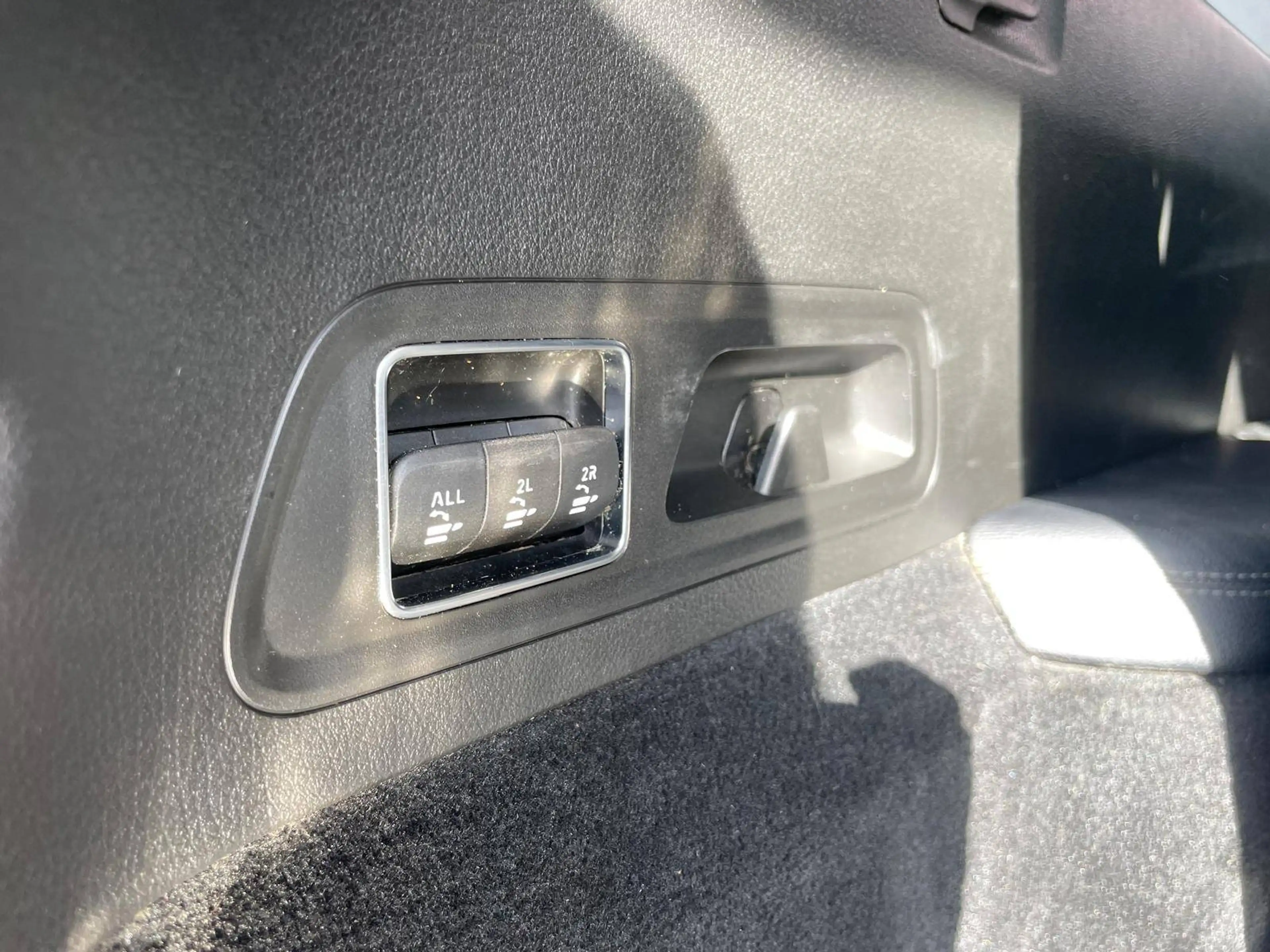 Mercedes-Benz GLS 350 GLS 350 d 4-Matic/7 PLACES/LED/CUIR — photo 11