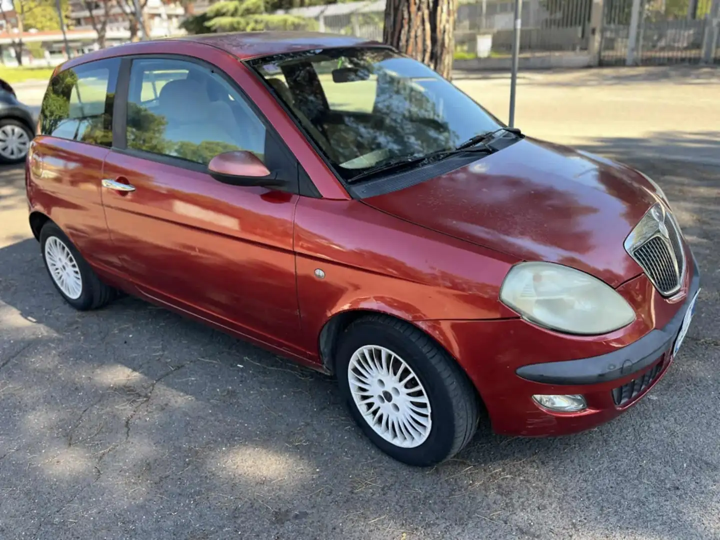 Lancia Ypsilon 1.2 8v Oro - 1