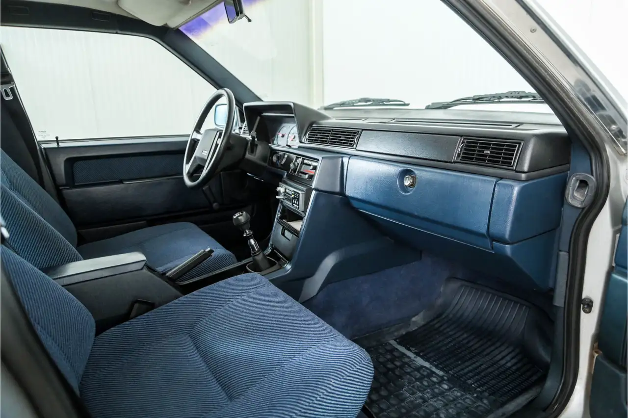 Volvo 740, foto 12