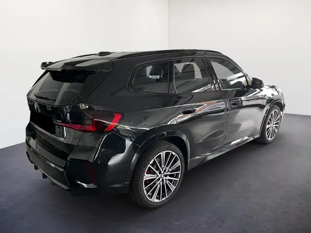 BMW X1 view 5