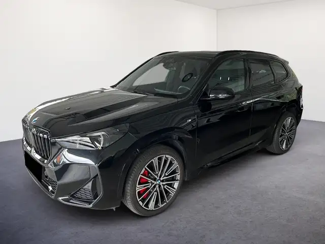 BMW X1 main image