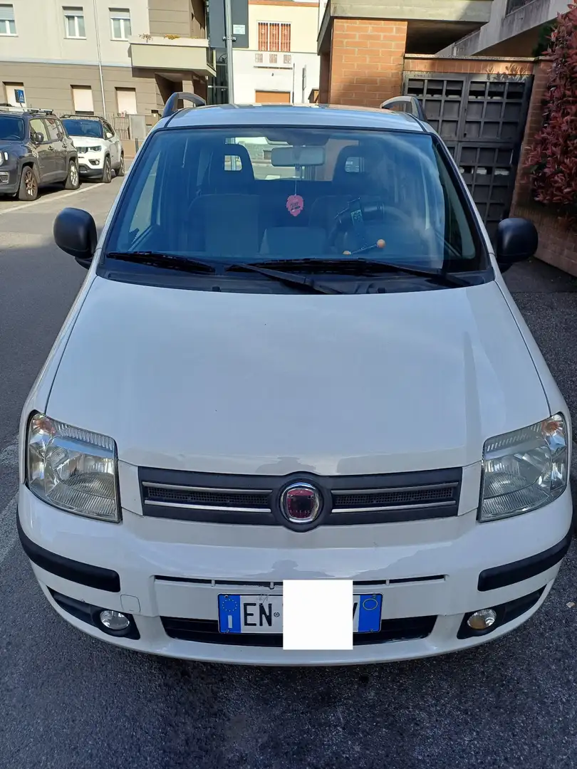 Fiat Panda 1.2 Dynamic 69cv E5 - 1