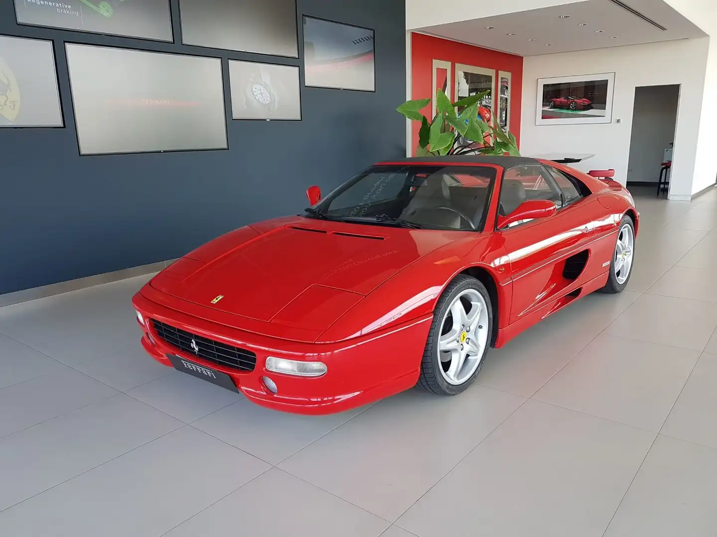 Ferrari F355 GTS - 1