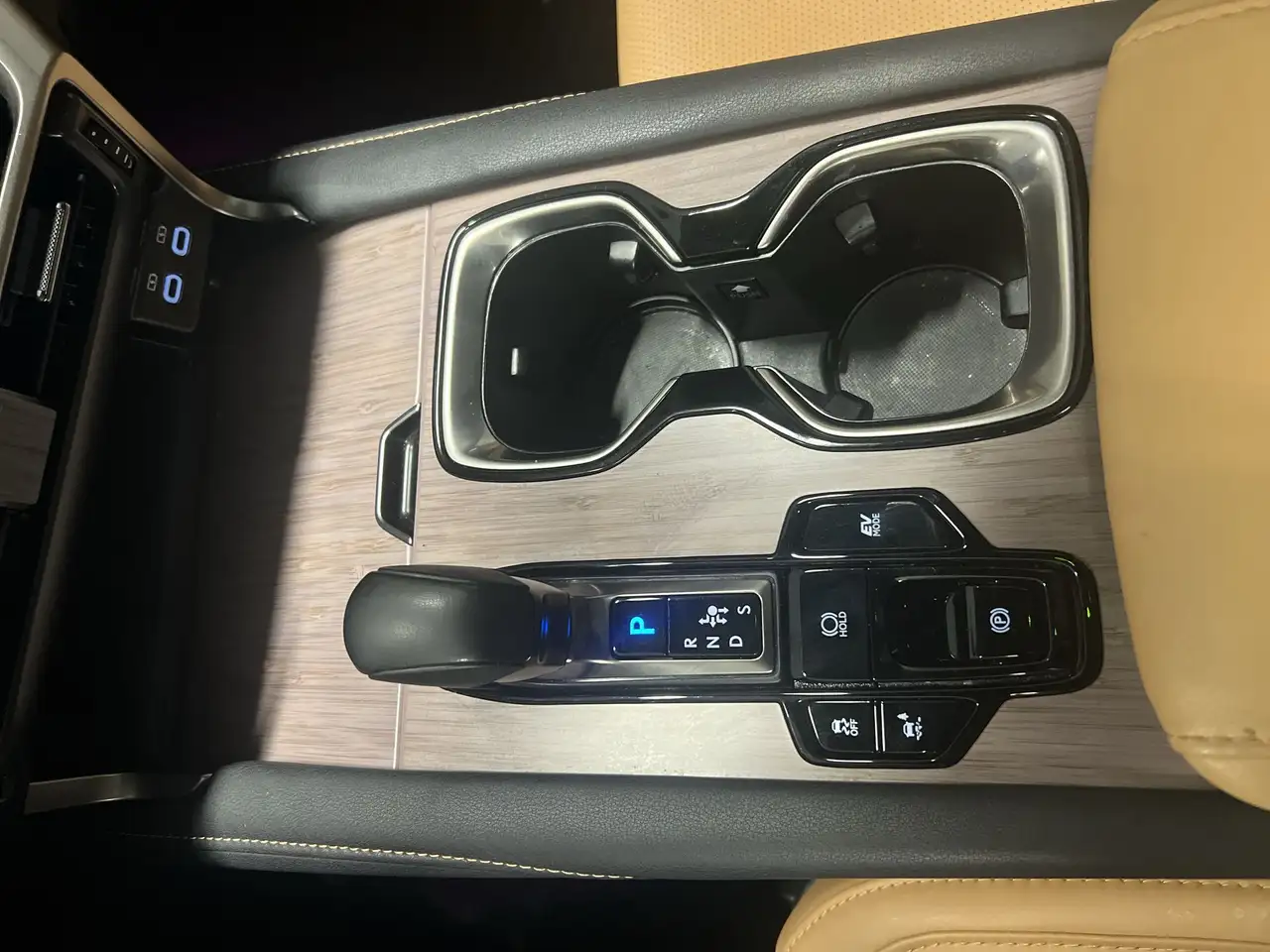 Lexus RX снимка Lexus RX