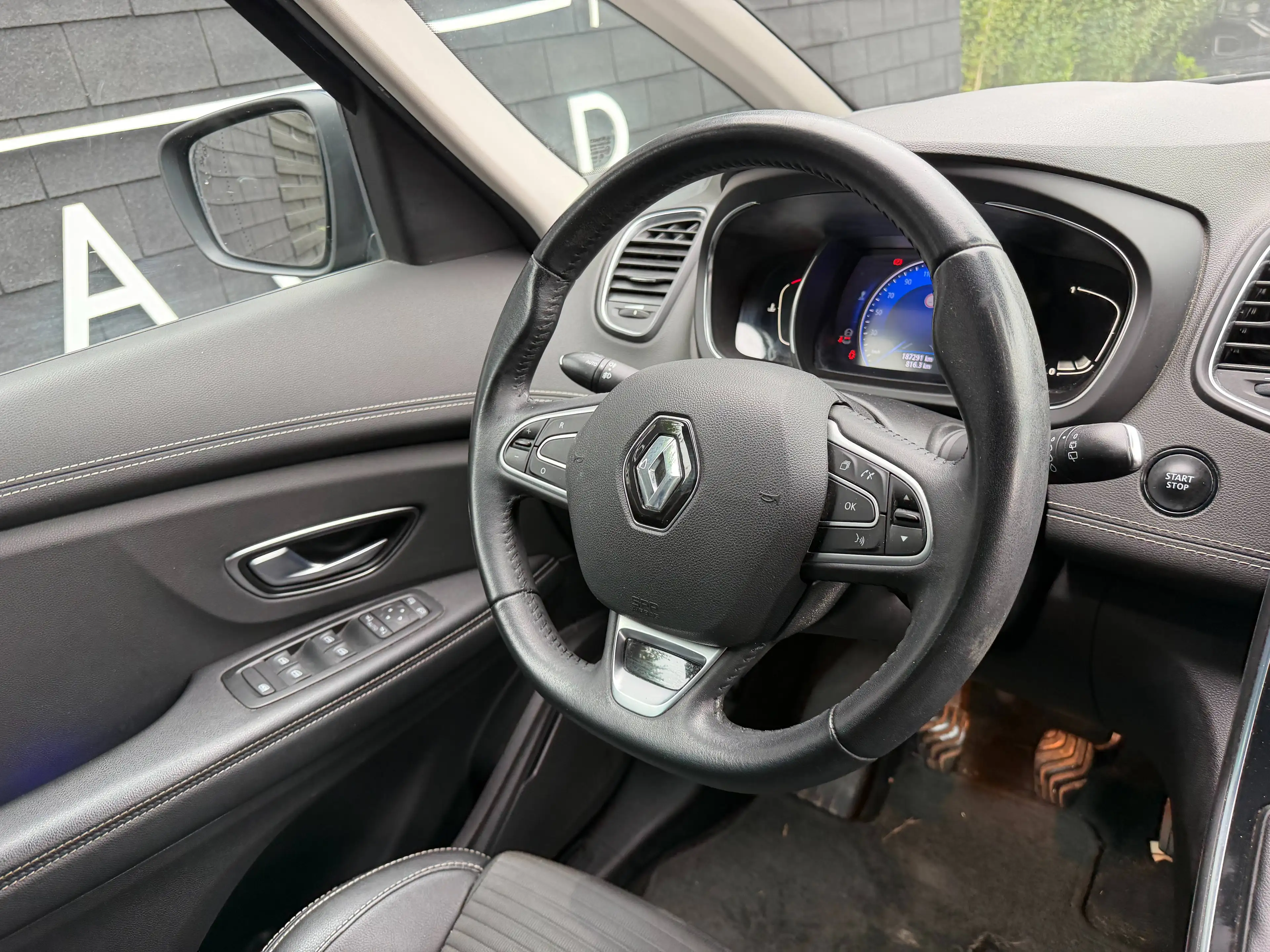 Renault Scenic 1.7 Blue dCi+AIRCO+NAVI+CAMERA+JANTES+EURO 6D-T — photo 14