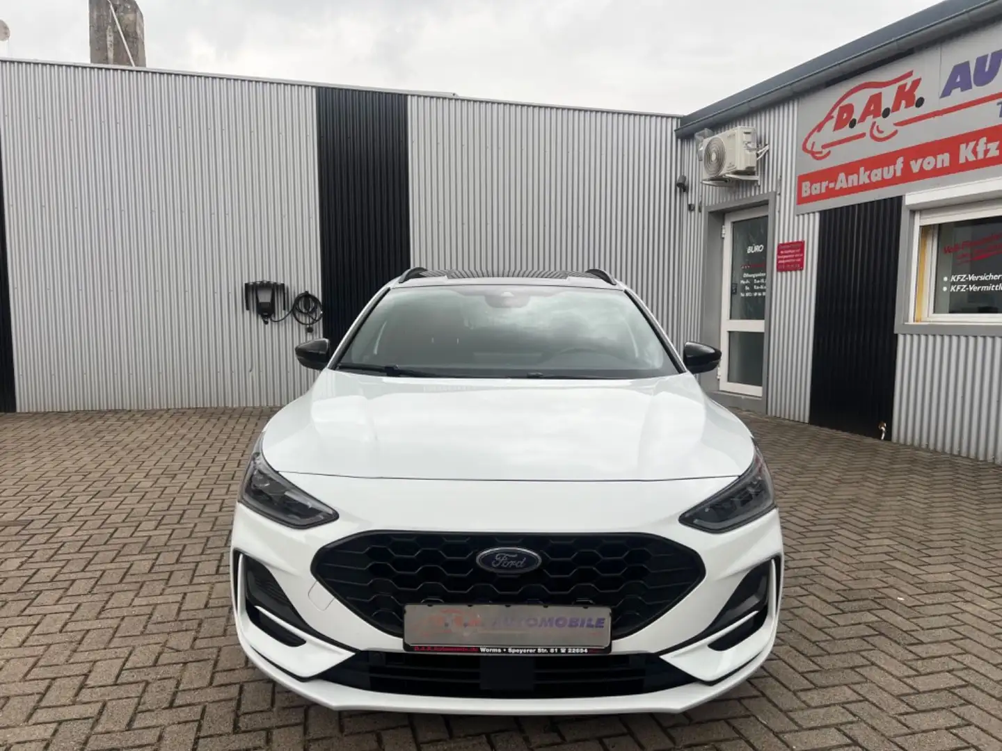 Ford Focus Turnier ST-Line X 1.Hand+B&O+R.Kam+Totwink Weiß - 2