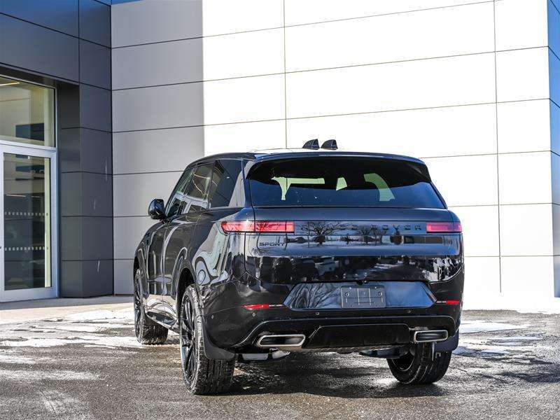 2026 Land Rover Range Rover Sport P400 Dynamic HSE alt 4