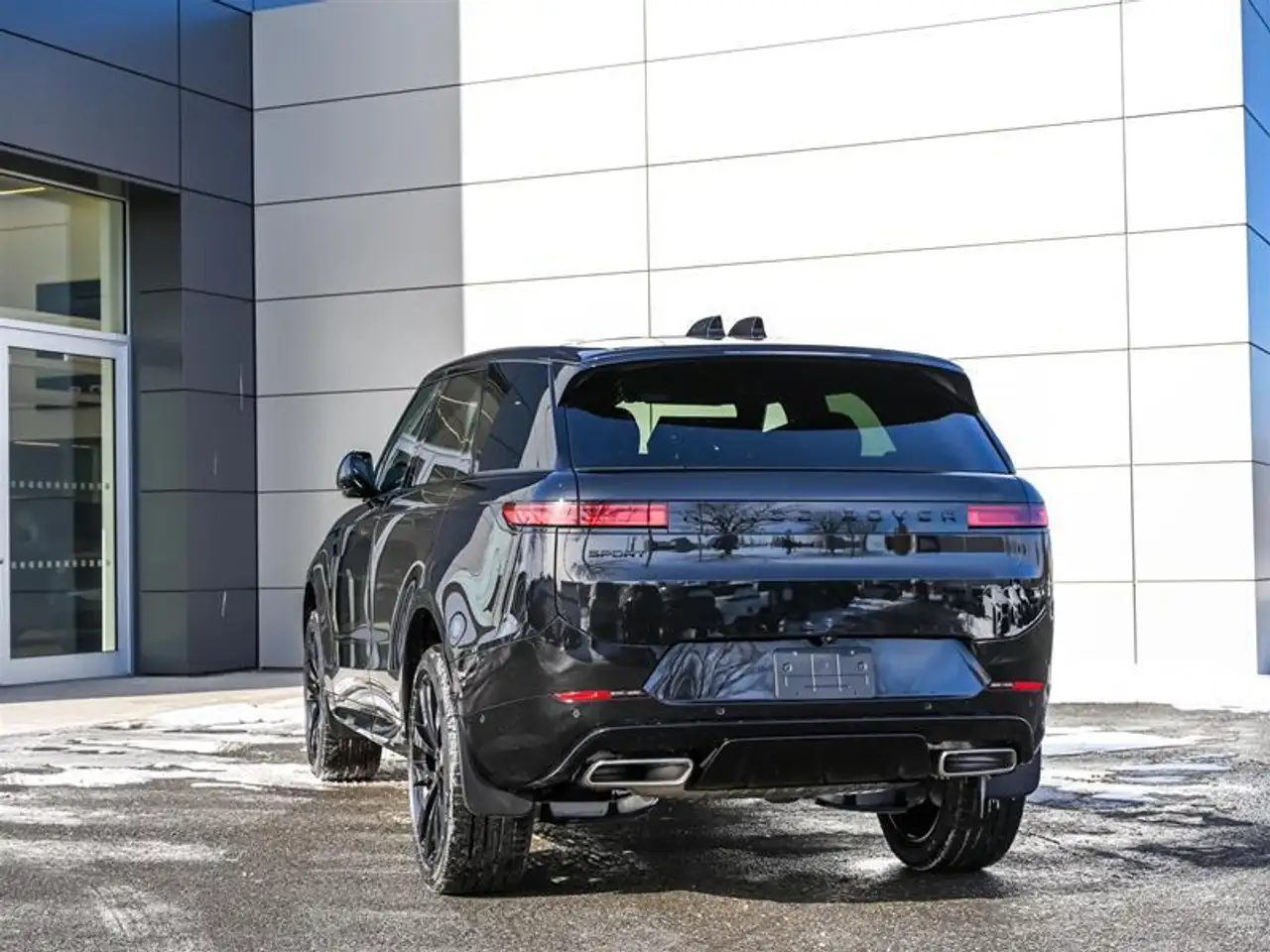 Land Rover Range Rover Sport снимка Land Rover Range Rover Sport