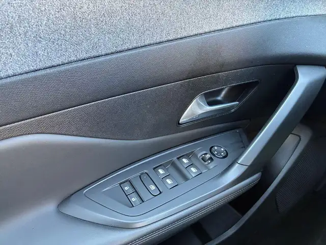 Peugeot 308 view 21