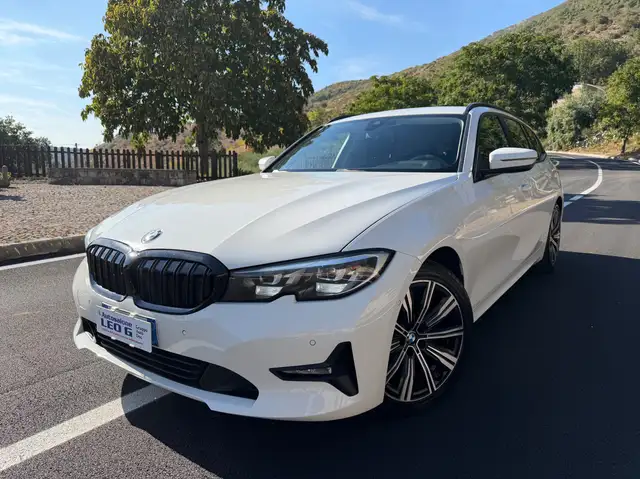 BMW 318 d 2.0d 150cv Touring Business Advantage aut..Navi..RADAR