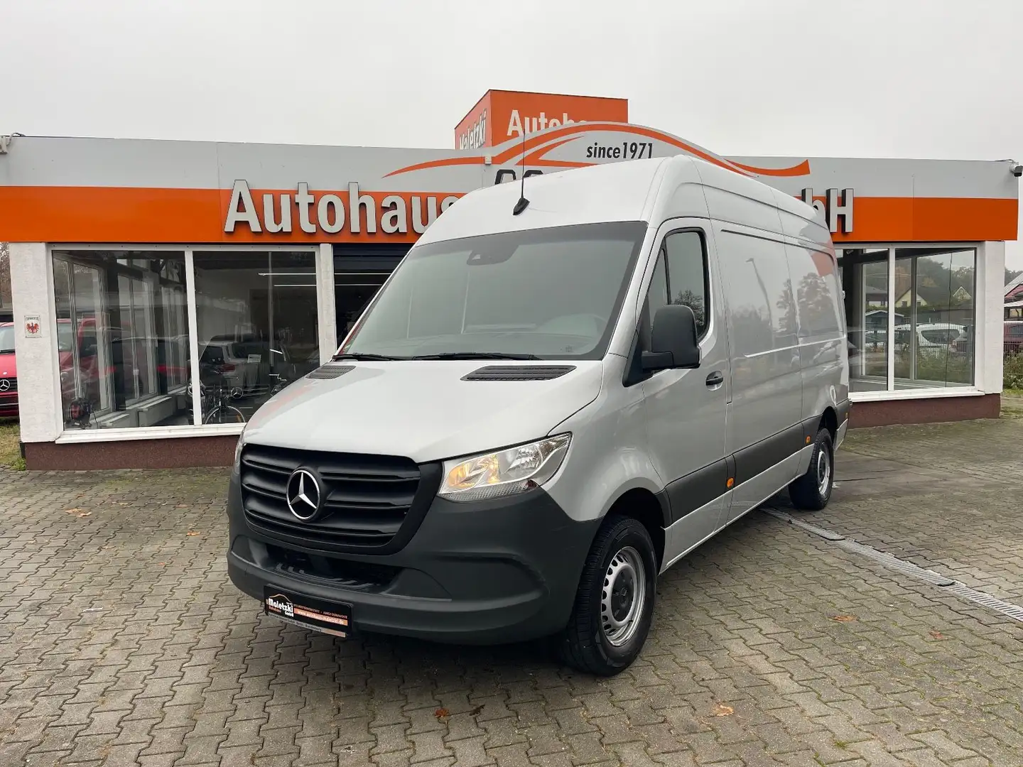 Mercedes-Benz Sprinter 317 CDI L2H2*MBUX*9G-Tronic*StHz*Kamera Argento - 1