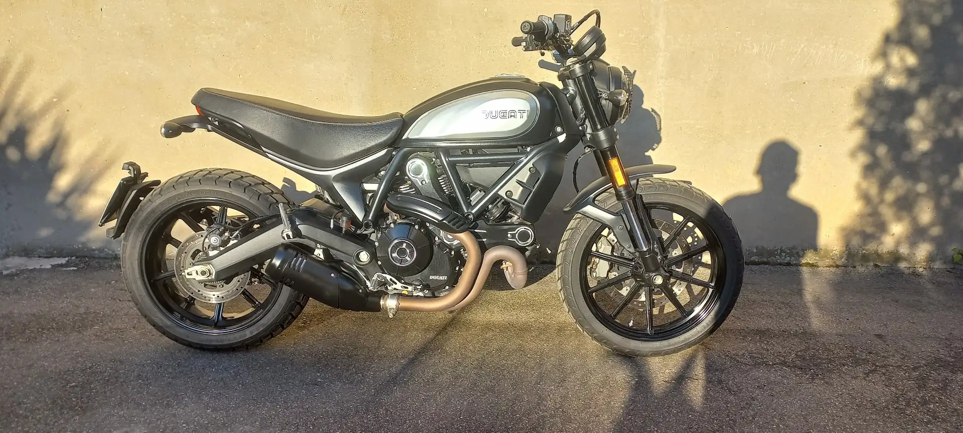 Ducati Scrambler Icon Dark Nero - 2