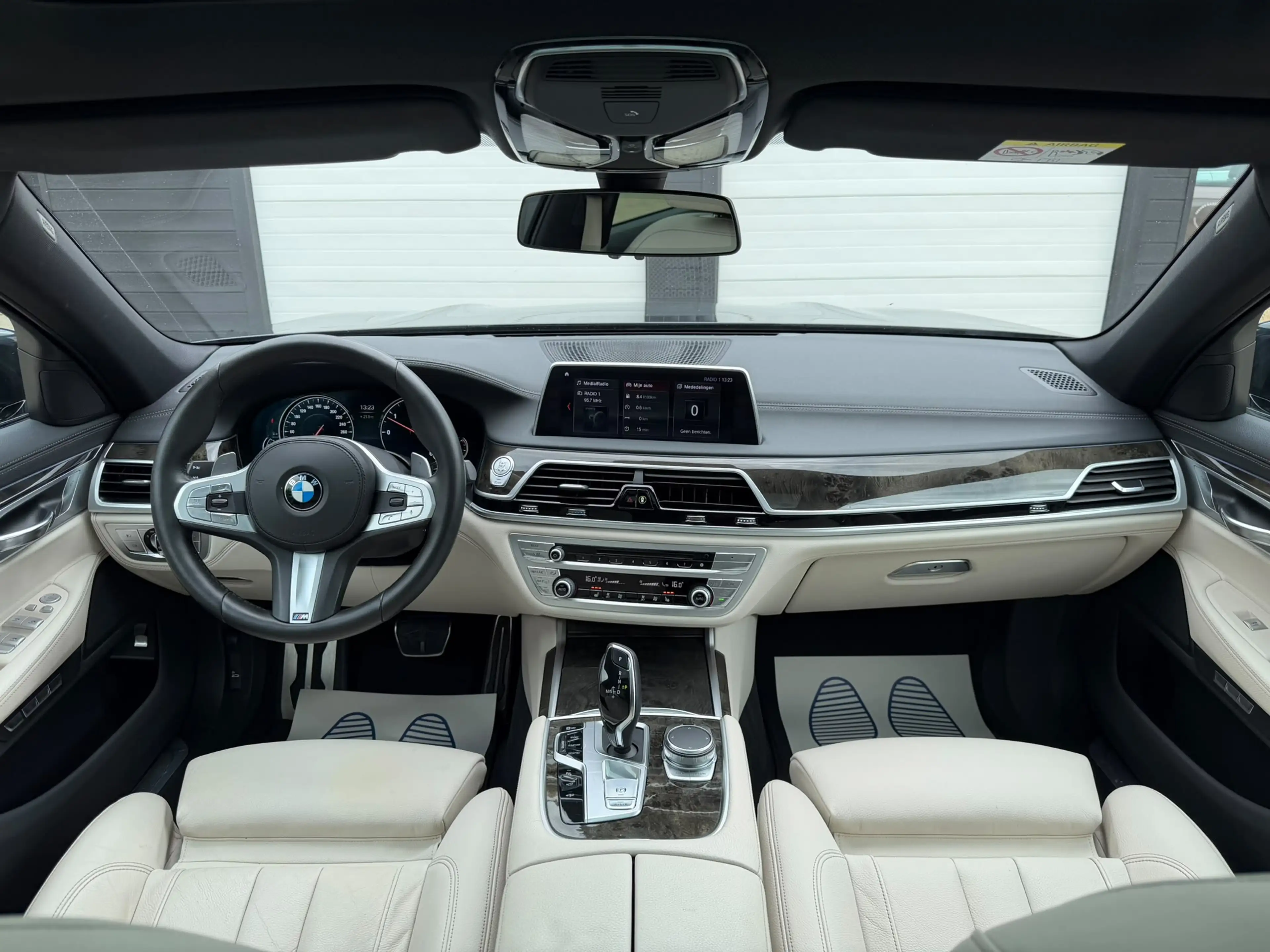 BMW 730 730 dA — photo 8
