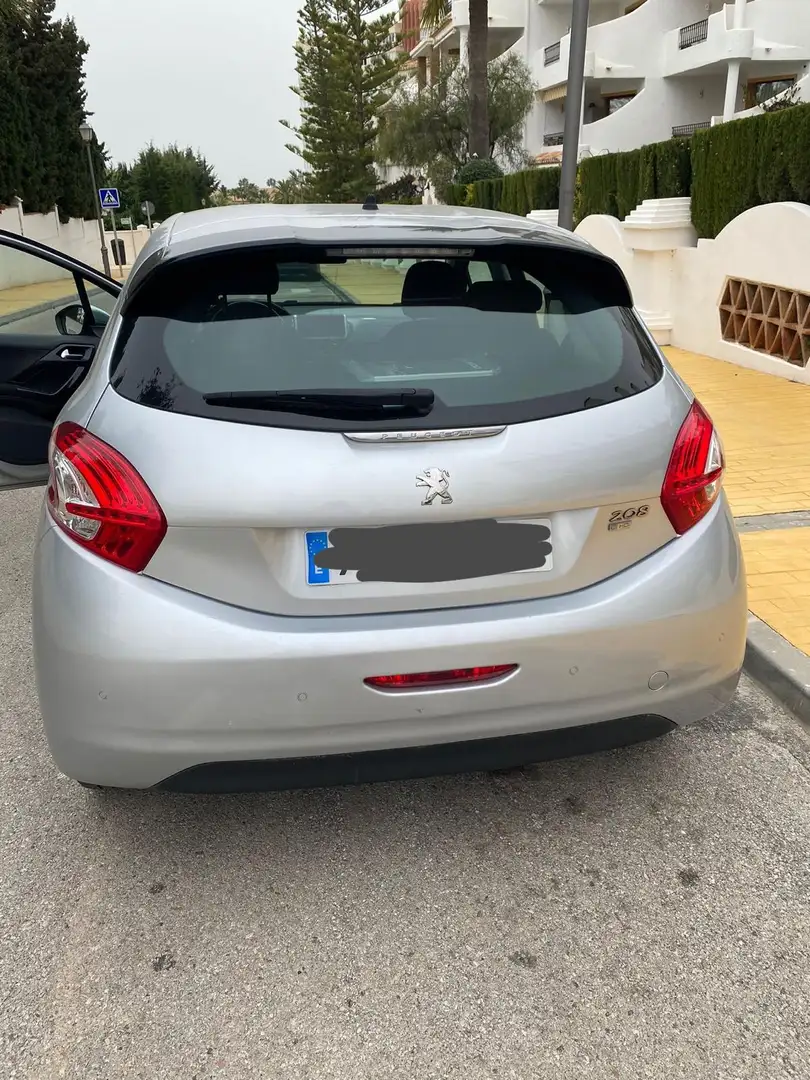 Peugeot 208 1.4 eHDi 68 FAP CMP B.Lion 5p - 2