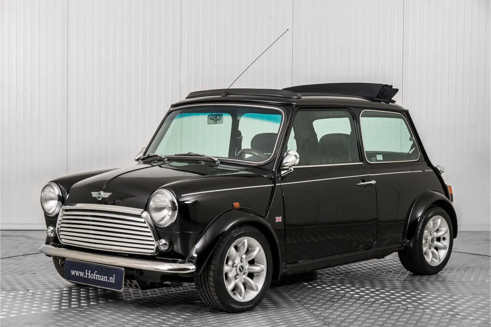 MINI Cooper S 1.3 MPi Classic British Open Чёрный - 1