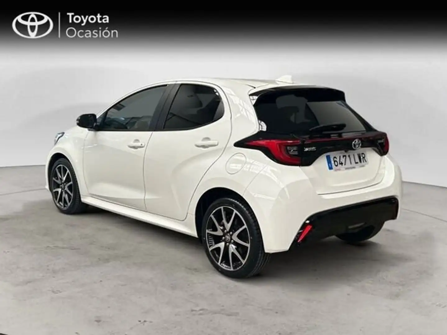 Toyota Yaris 120H 1.5 Style Blanco - 2
