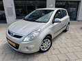 Hyundai i20 1.2i 5Drs Nieuwe apk banden Airco Grijs - thumbnail 9