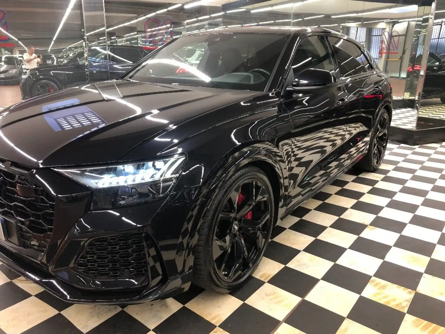 Audi RS Q8 TFSI V8 quattro tiptronic Nero - 1
