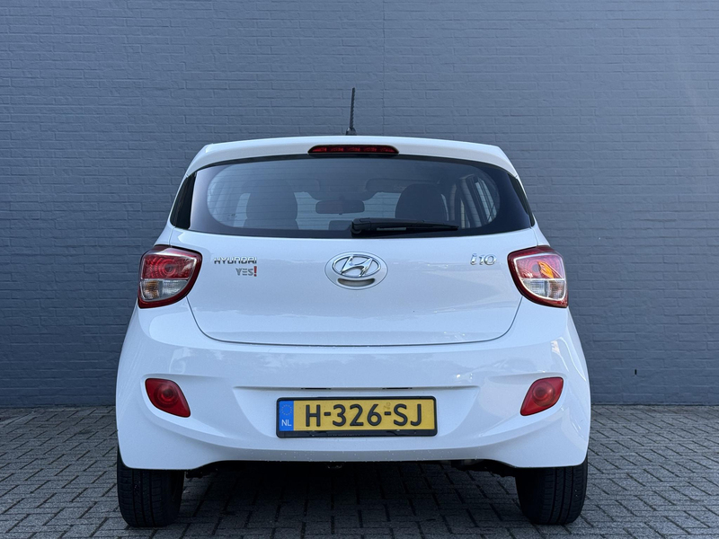 Hyundai i10 1.0i i-Motion Premium All Season Banden | Cruise C — photo 7