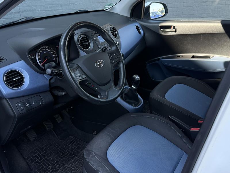 Hyundai i10 1.0i i-Motion Premium All Season Banden | Cruise C — photo 11