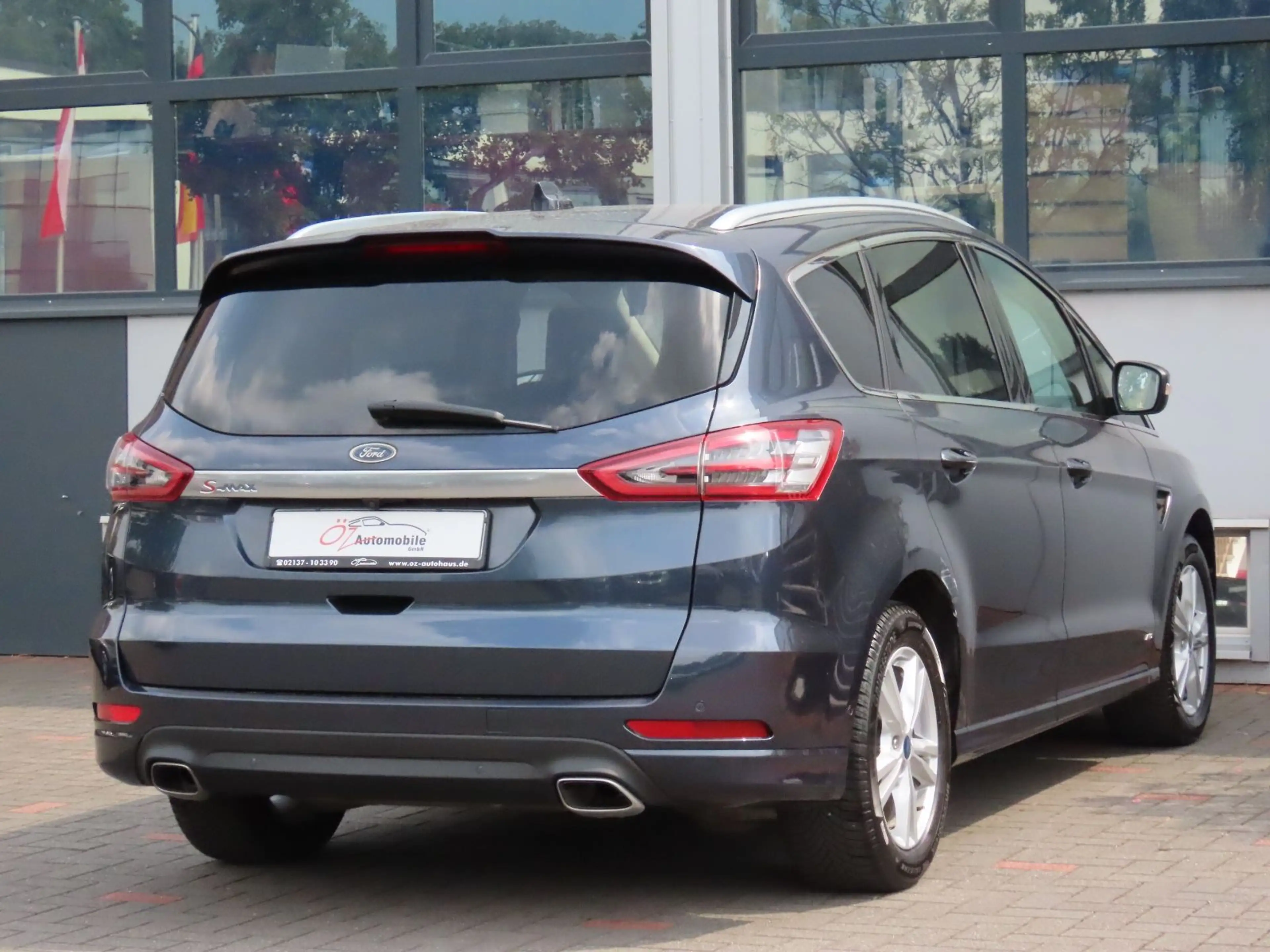 Ford S-Max 2.0 TDCI Leder Sitzheizung Kamera 7 Sitze — photo 7