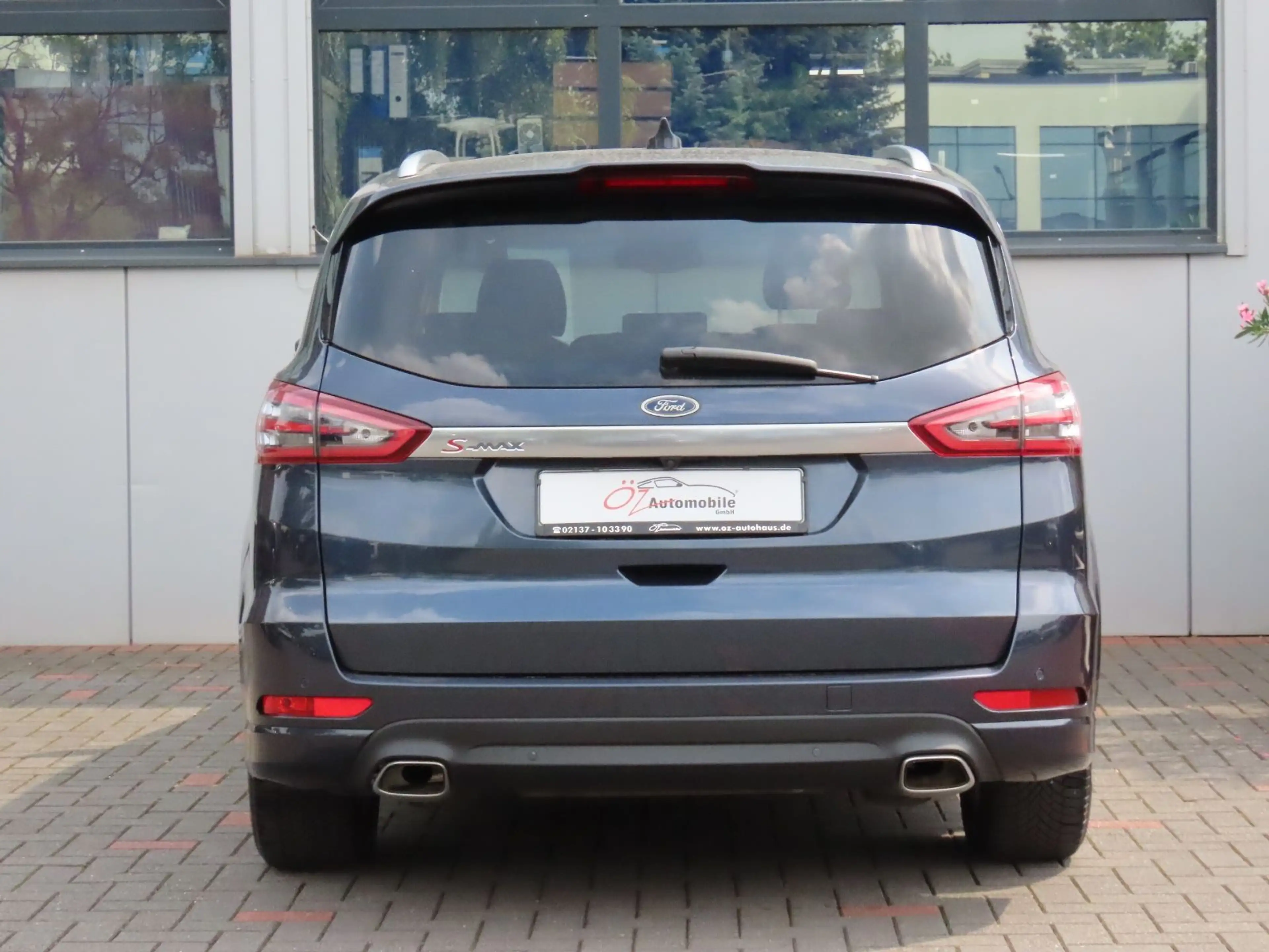 Ford S-Max 2.0 TDCI Leder Sitzheizung Kamera 7 Sitze — photo 8