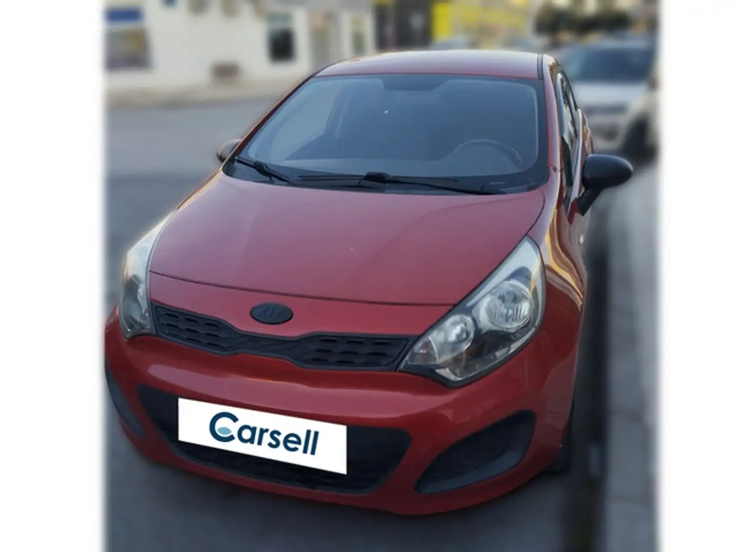 Kia Rio 1.1CRDi Concept Rojo - 1