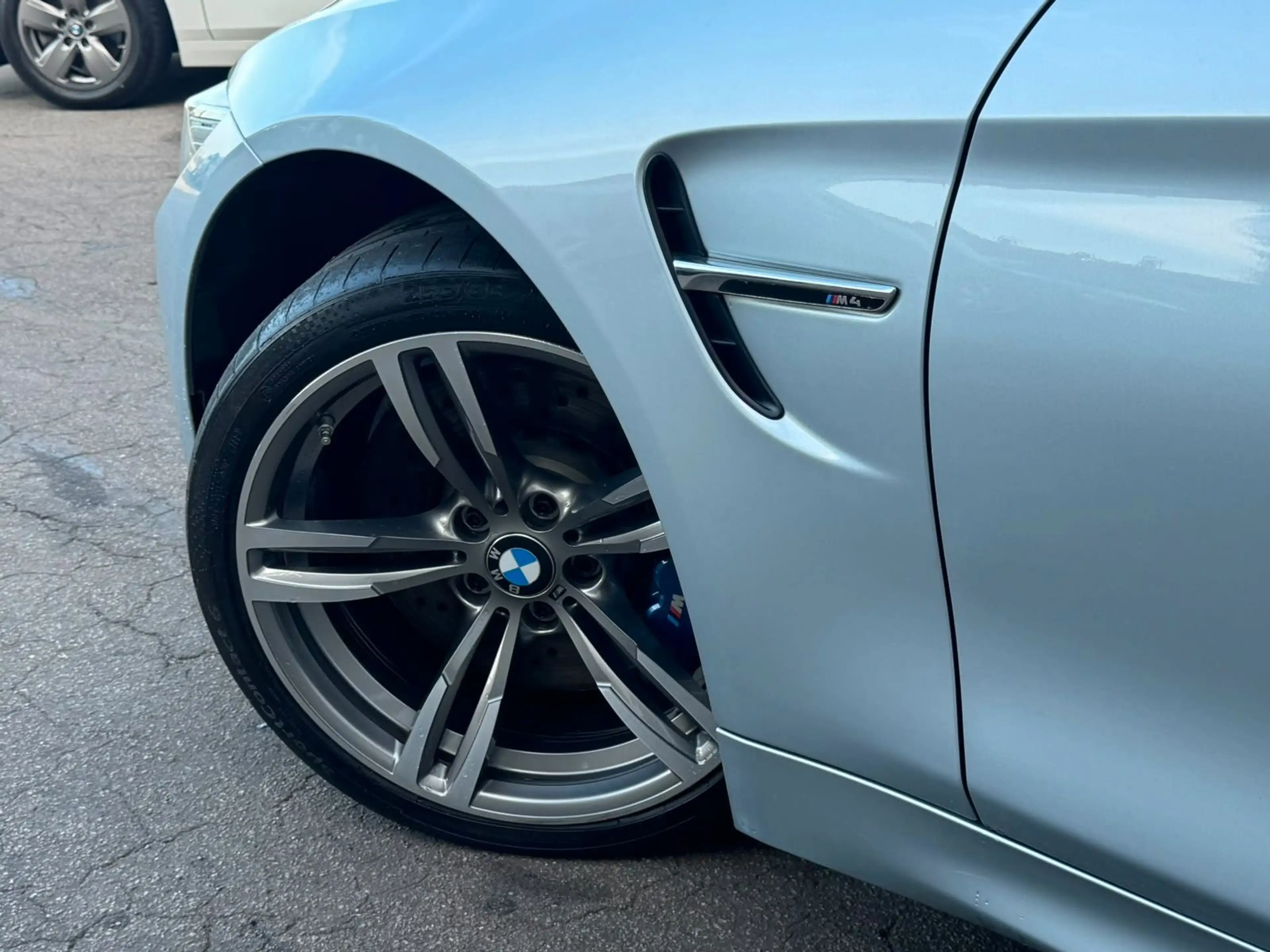 BMW M4 DKG Coupe LED MEMO CARBON NAVI 19" UNFALLFREI — photo 13