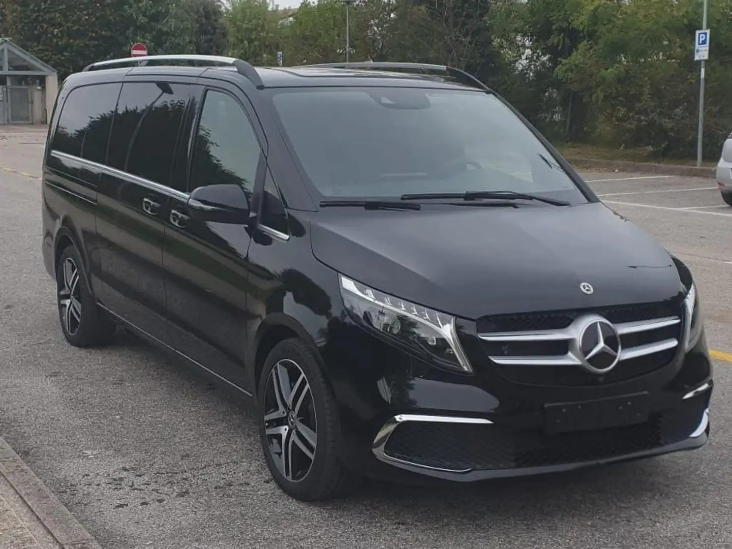 Mercedes-Benz V 250 Classe V - Extralong 250 d Sport auto 45.000+IVA Nero - 2