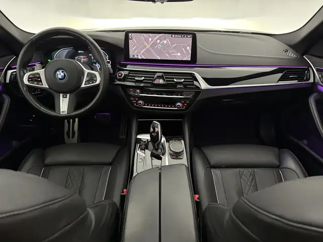 BMW 5 Series view 2