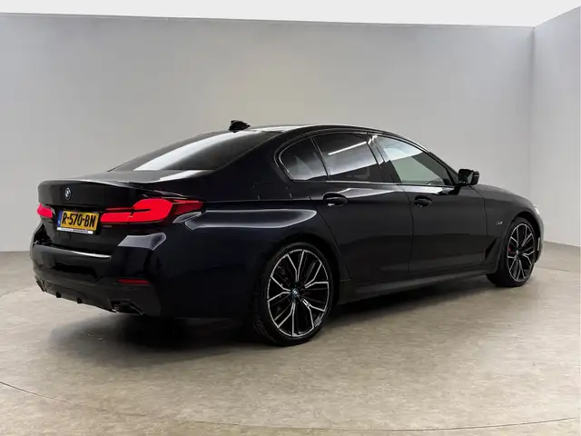 BMW 5 Series view 12