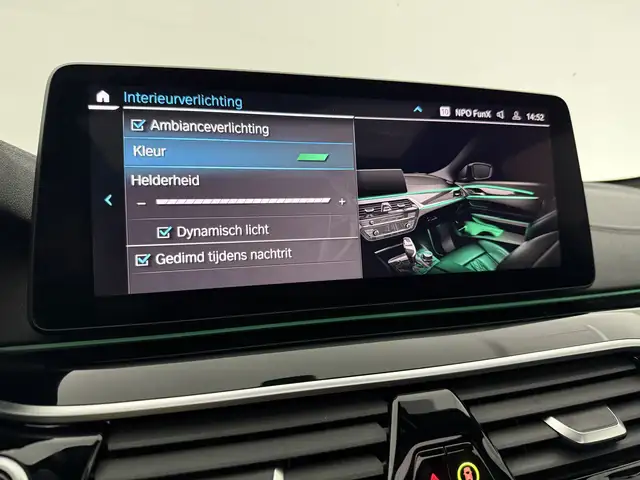 BMW 5 Series view 29