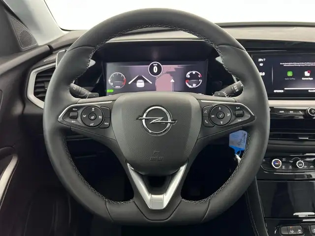 Opel Grandland view 15