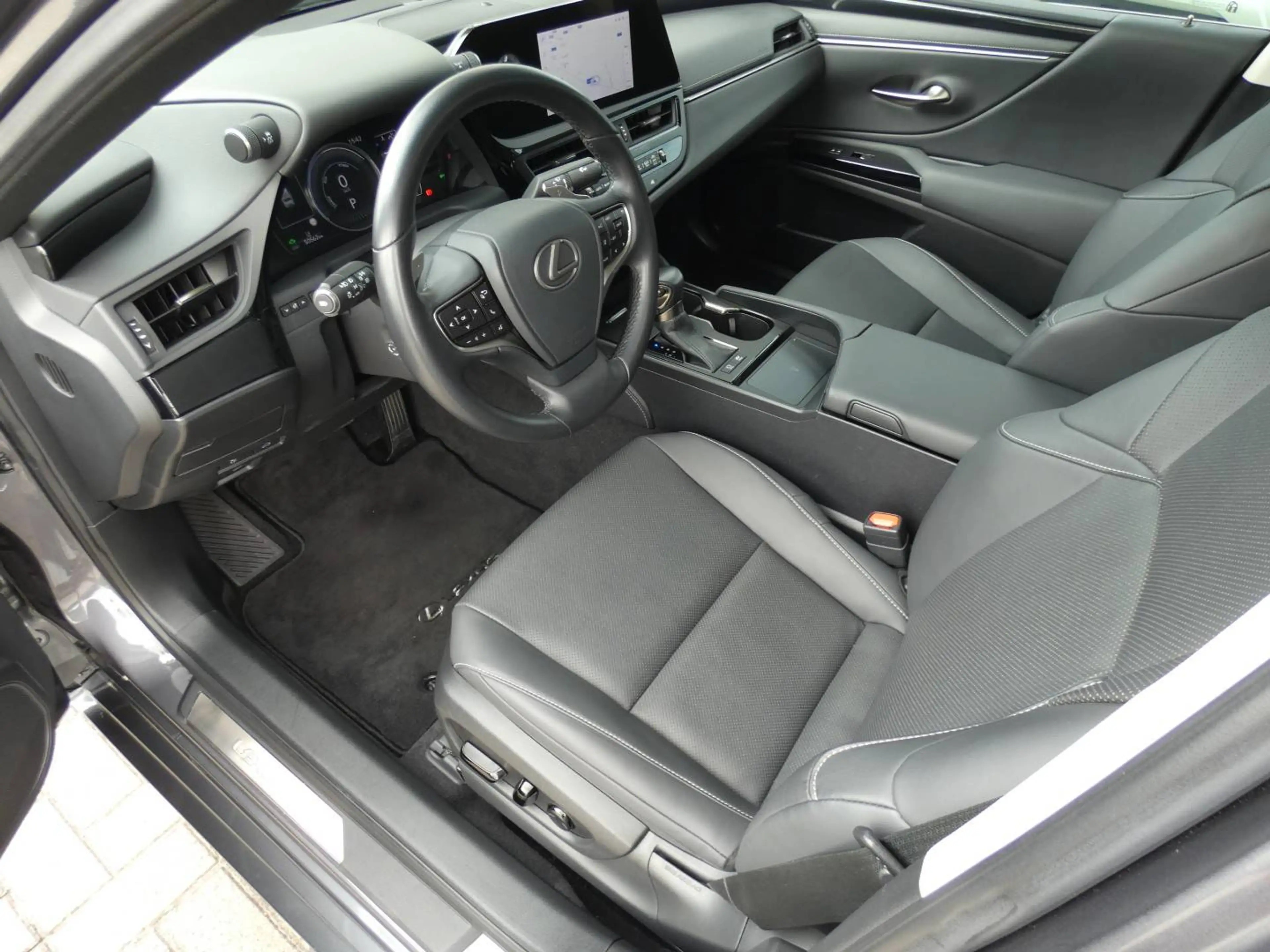 Lexus ES 300 F-Sport Design +Open dak +Dodehoek +LEDER +Zetelverwarming +Apple carplay +Android auto — photo 11