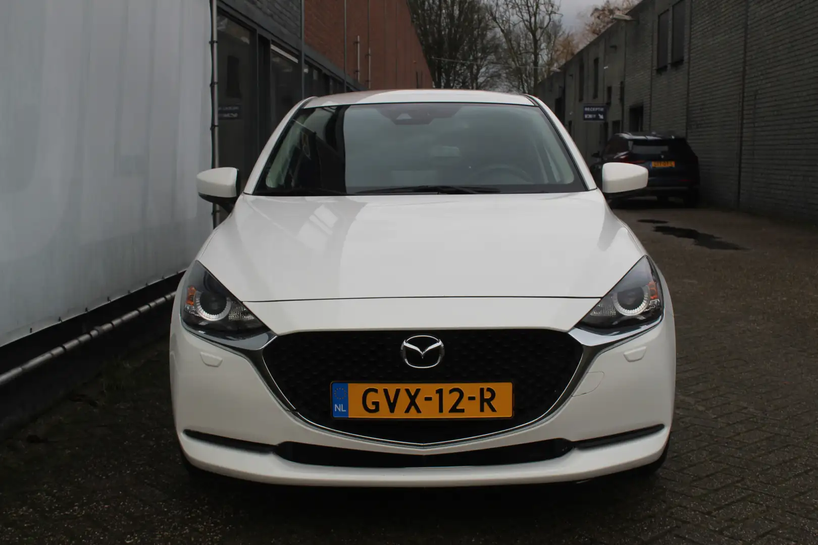 Mazda 2 1.5 Skyactiv-G Navigatie l Cruise control l AppleC Beyaz - 2