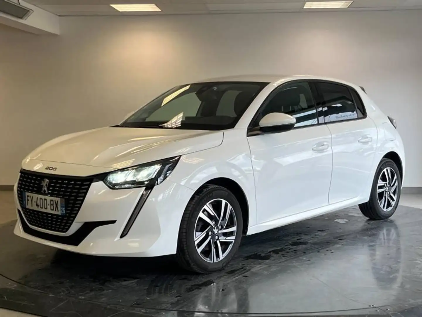 Peugeot e-208 1.5 BlueHDi 100ch S\u0026S Allure Blanc - 1