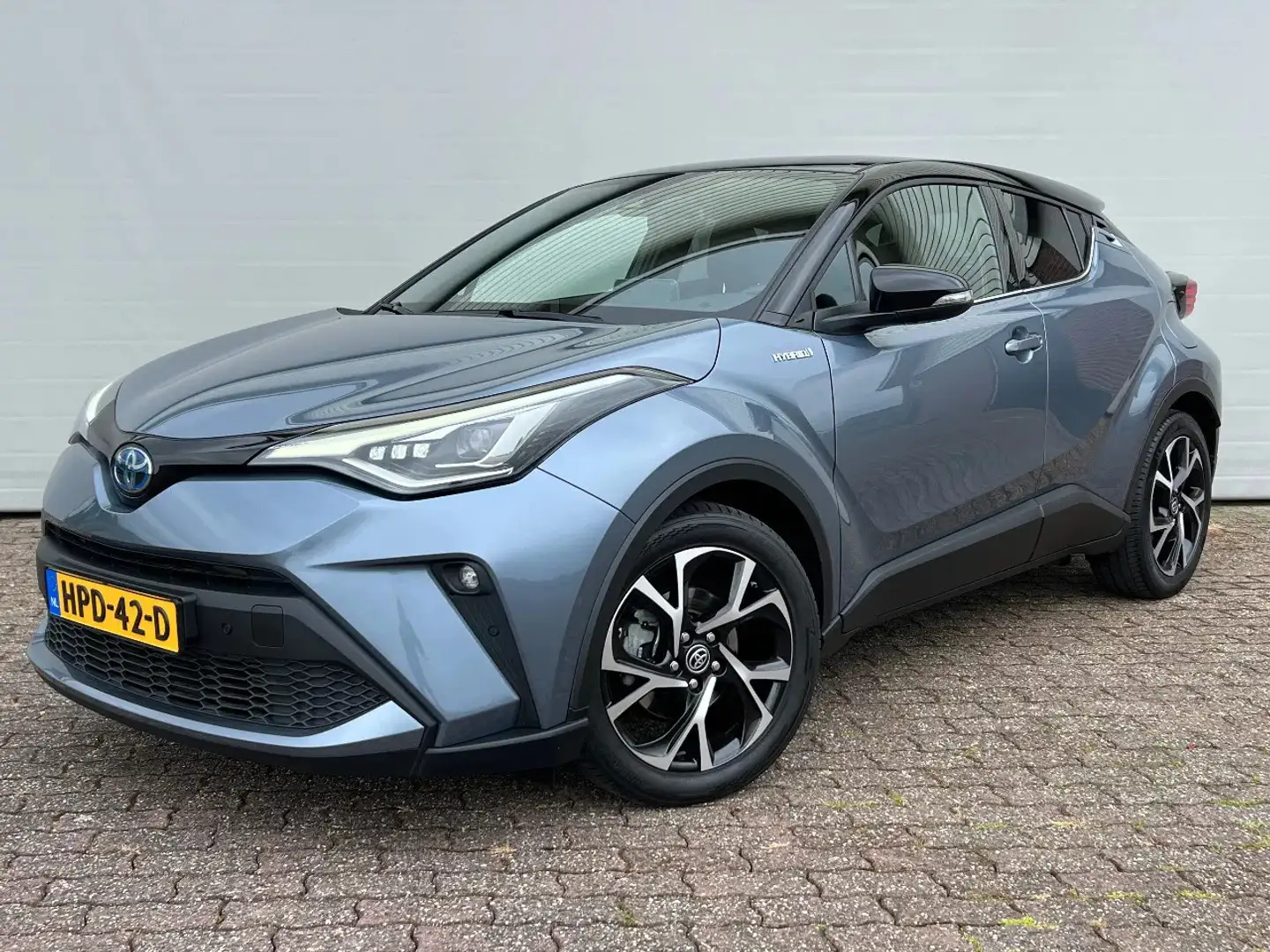 Toyota C-HR 1.8 Hybrid Style, Two Tone lak, Camera, Grigio - 1