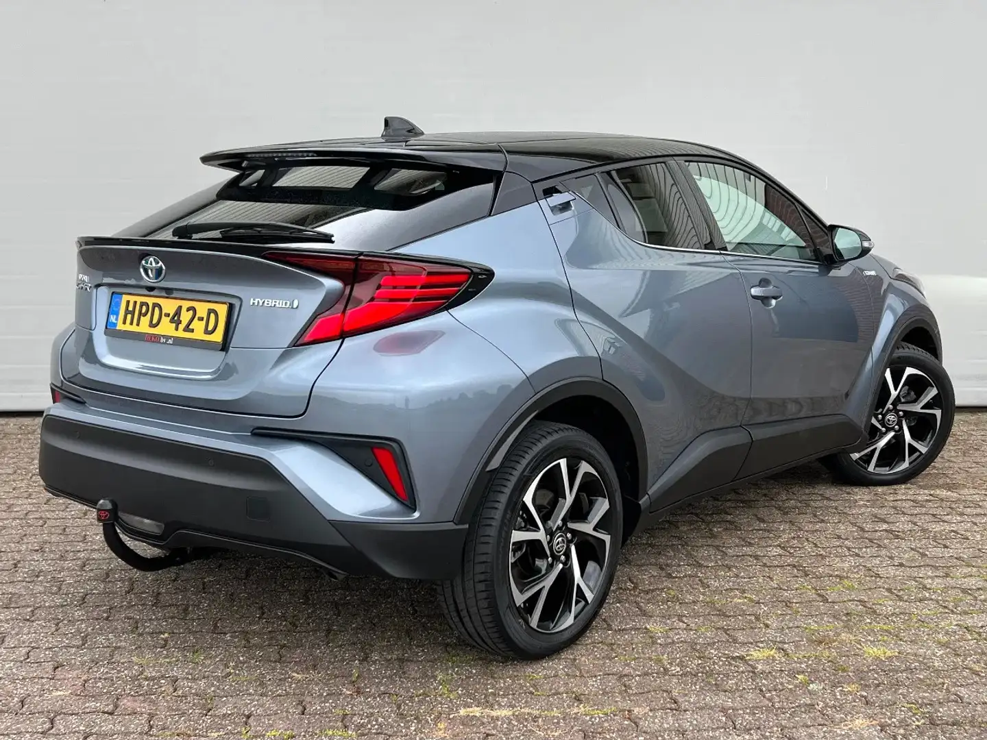Toyota C-HR 1.8 Hybrid Style, Two Tone lak, Camera, Grigio - 2