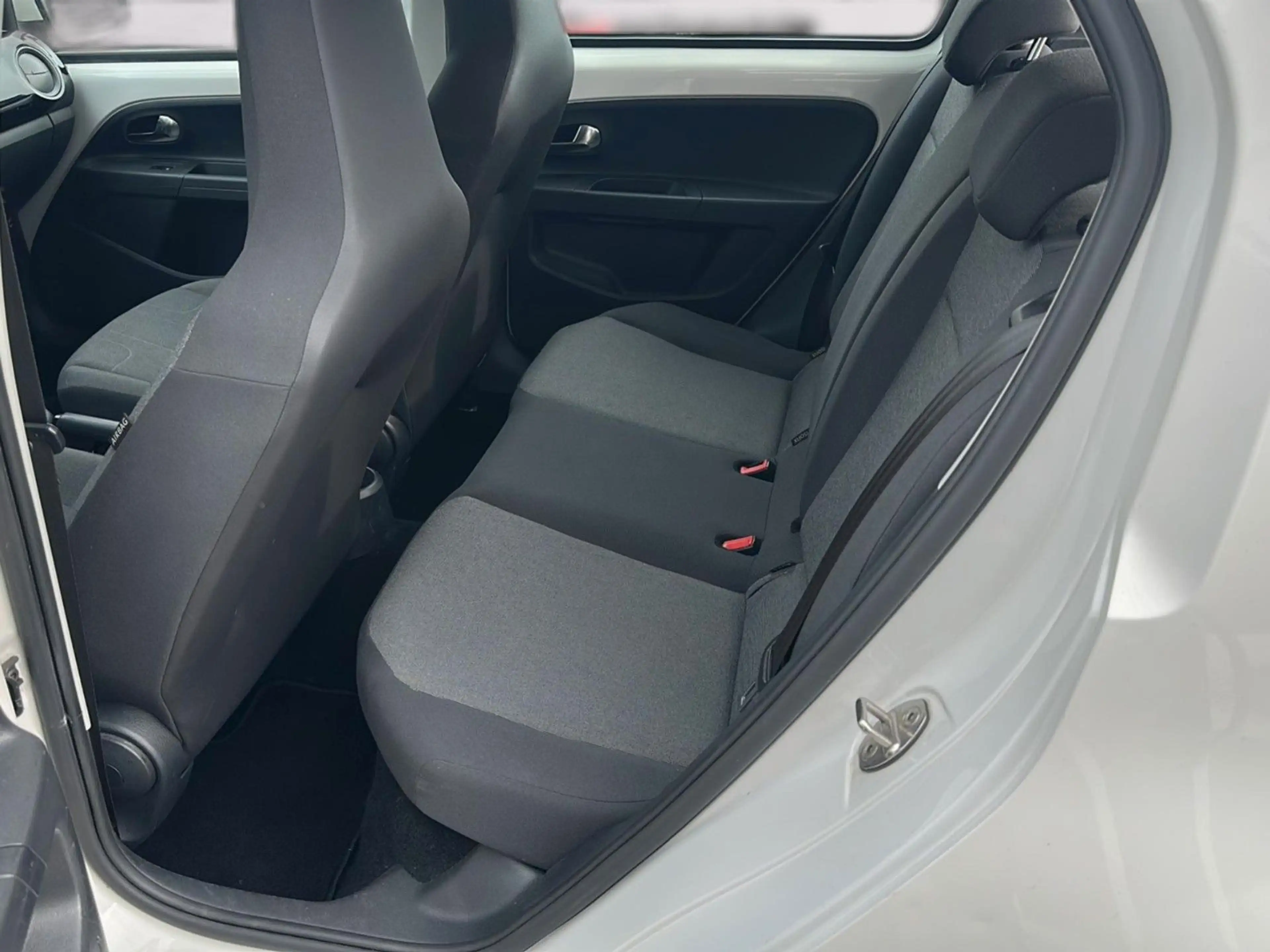 Volkswagen up! move up!° 1.Hand °Klima °4Tür °el.FH °Tüv° — photo 11